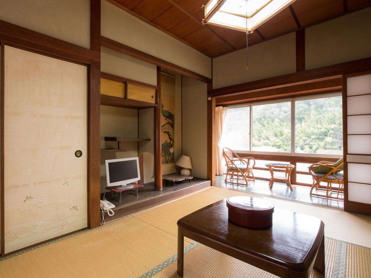 Izumiya Ryokan' Tawarayama Onsen Nagato  Esterno foto